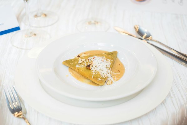 How are UK automakers addressing the global semiconductor shortage?